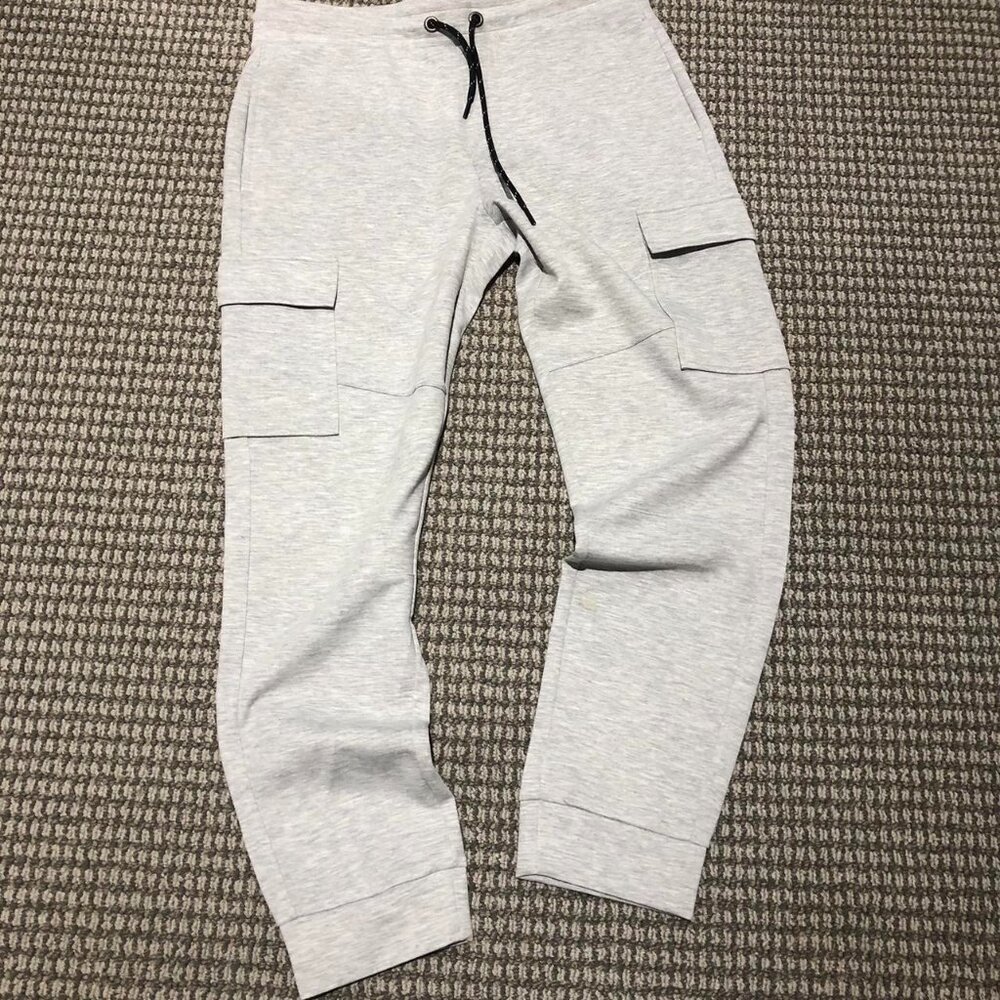 Grey Aeropostale jogger sweatpants
